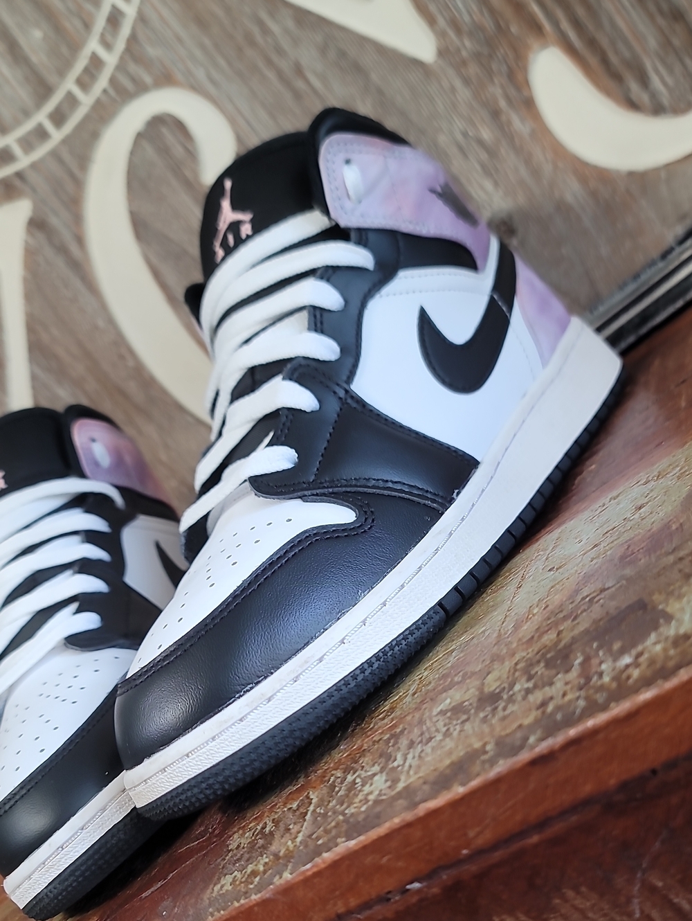 Nike Air Jordan 1 Mid (Special Edition) 'Zen Master' Wmns7.5 Great Condition. - Picture 6 of 14